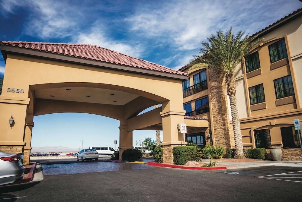 La Quinta By Wyndham Las Vegas Airport South Exterior photo