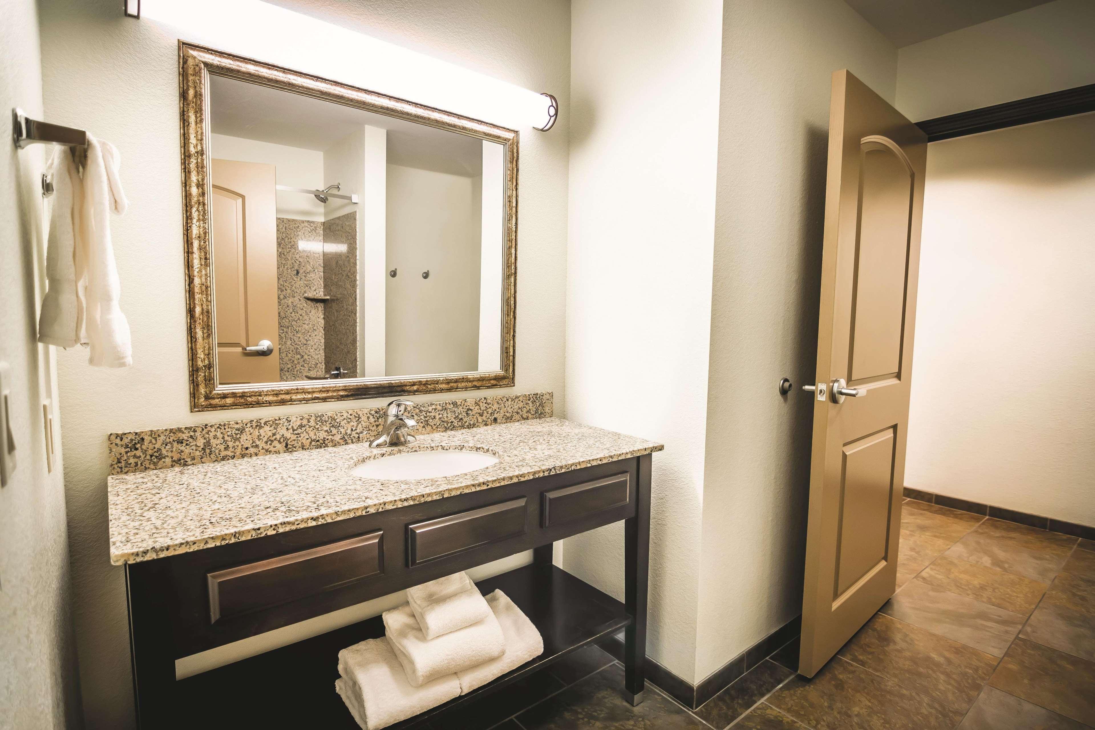 La Quinta By Wyndham Las Vegas Airport South Exterior photo