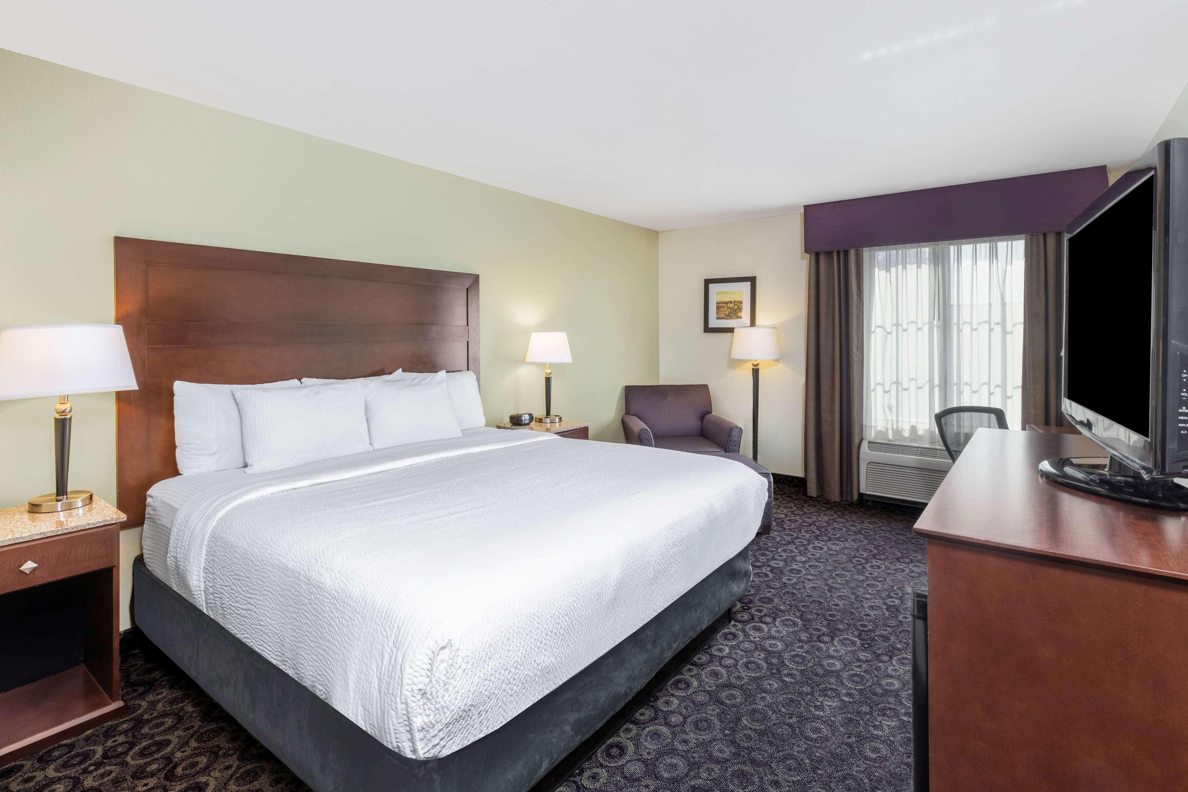 La Quinta By Wyndham Las Vegas Airport South Exterior photo