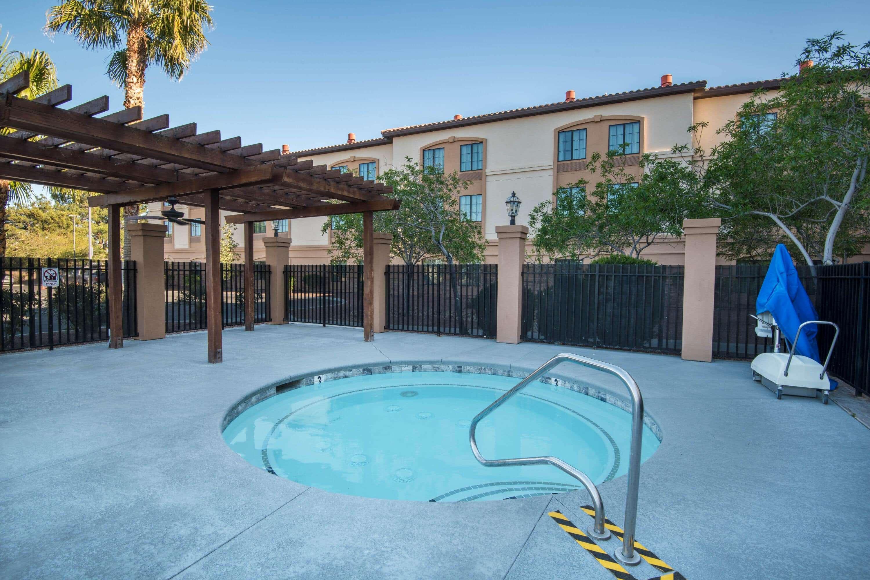 La Quinta By Wyndham Las Vegas Airport South Exterior photo